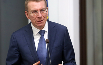 Президент Латвии ответил Меркель