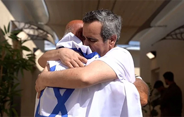 Як Ізраіль сустрэў вызваленых закладнікаў