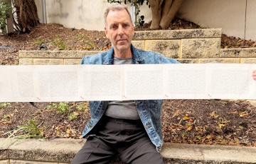 Аўстраліец змяніў сваё імя, дадаўшы да яго больш за 2200 імёнаў па бацьку