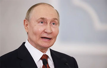 Russian Opposition Activist Names Putin's Real Age