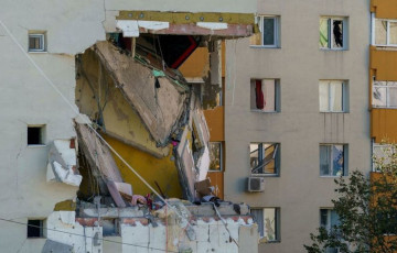 У Бухарэсце прагрымеў магутны выбух у шматпавярхоўцы