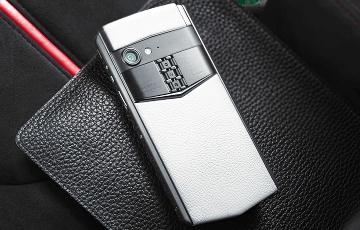 Vertu вернулась на рынок смартфонов