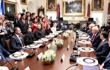 Media: Ukrainian Delegation Showed Trump Maps With The Main "pain Points" Of The Russian Military-industrial Complex