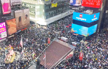 У ЗША праходзяць масавыя пратэсты супраць палітыкі Трампа