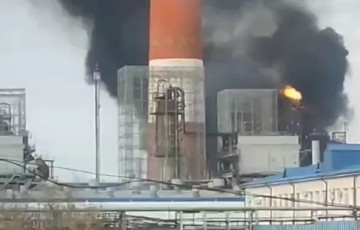 В Оренбурге снова загорелся атакованный украинскими дронами завод «Газпрома»