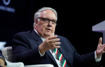 Баффетт: Запад должен учиться у Украины