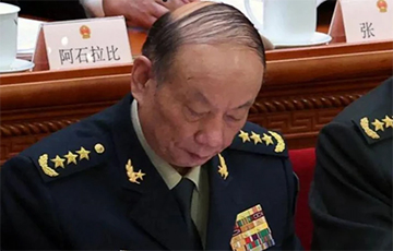 Чистки в китайской армии: отстранены девять генералов