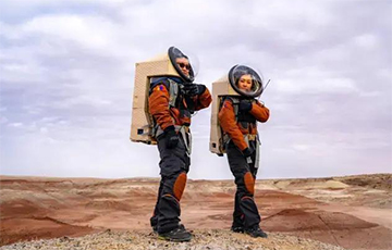 В монгольской пустыне Гоби построят «марсианский» туристический лагерь