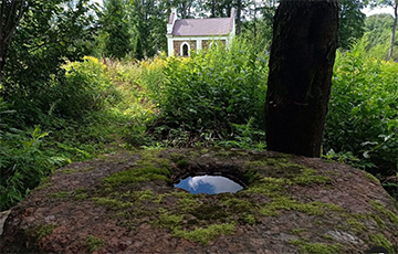 Ученый раскрыл секрет таинственного камня под Минском