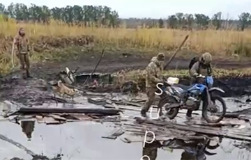 Удар ВСУ по дамбе: техника россиян в Белгородской области уходит под воду