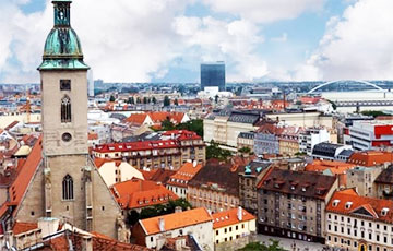 Словакия вводит лимит скорости на тротуарах