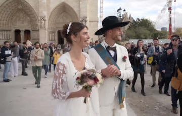 У Нотр-Доме ўпершыню за 30 гадоў адбылося вянчанне