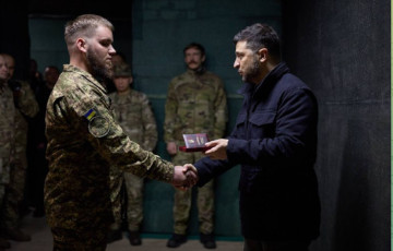 Зяленскі з'явіўся на перадавой фронту