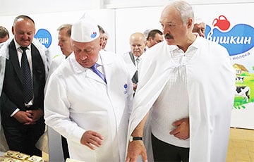 Lukashenko Urged Belarusians To Give Him The Economy, Roads, Milk And Meat