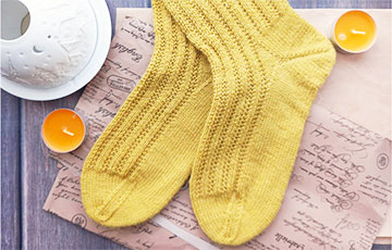 У Беларусі ўстанавілі першы аўтамат са шкарпэткамі