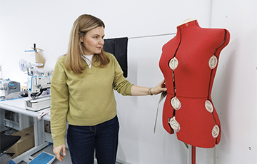 «Бабушка просила найти нормальную работу и ходить «чистенькой»