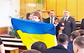 Славацкія школьнікі сарвалі выступленне Фіцо і разгарнулі ўкраінскі сцяг