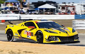 Редчайший Corvette C8.R выставлен на продажу за $1,5 миллиона