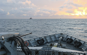 UK Royal Navy Intercepts Russian Warship