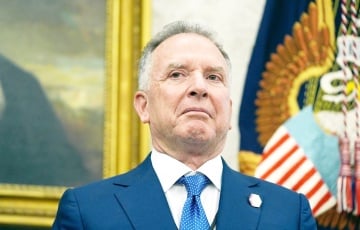 U.S. Politicians "trashed" Whitkoff