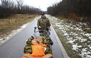 Бывший британский десантник завершает 27-летнее кругосветное пешее путешествие