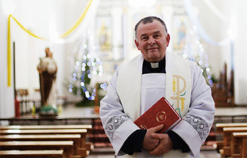 С помилованного ксендза Генриха Околотовича власти пытаются взыскать огромный штраф