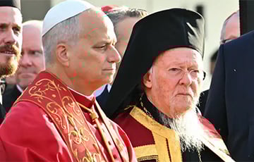 Pope In Turkey Meets With Orthodox Patriarch