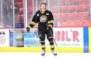 У НХЛ бліснуў яшчэ адзін беларускі хакеіст