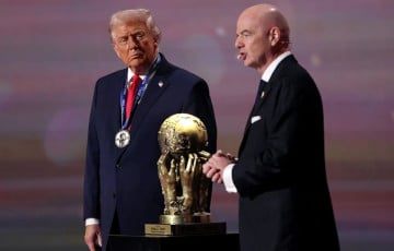 ФИФА вручила Трампу премию мира