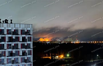 В Новгороде пылает крупнейший химический завод РФ