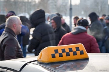 «От Брянска до Приморья»: в РФ взбунтовались таксисты