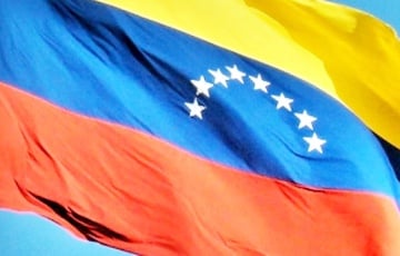 Венесуэла отправила военные корабли сопровождать нефтяные суда после заявлений США