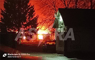 Под Брянском после загадочного события взрывается склад боеприпасов