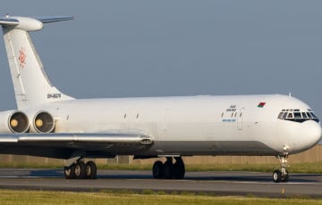 У Камбоджы прызямліўся загадкавы самалёт з Беларусі