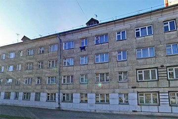 В Минске с аукциона продали «полкомнаты» и почти 11 «квадратов» в коммуналке