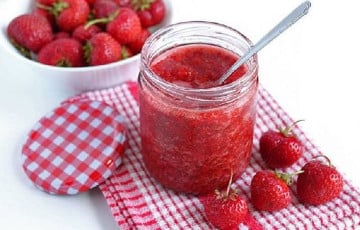 В Беларуси запретили популярные протертые ягоды из России