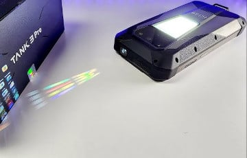 Названыя самыя надзейныя смартфоны