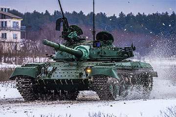 Украинские танкисты уничтожили укрытие оккупантов