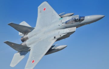 Япония впервые отправила боевые самолеты в Европу