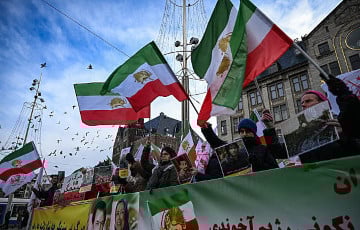 У пратэстах у Іране ўдзельнічаюць мільёны чалавек