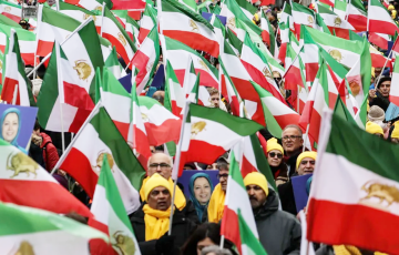 Трамп обратился к протестующим в Иране