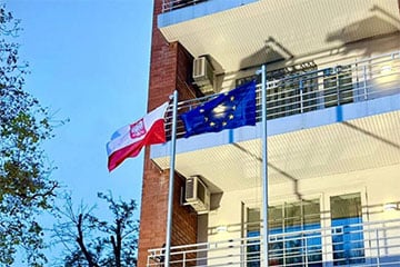 В Одессе обстрелом РФ повреждено консульство Польши