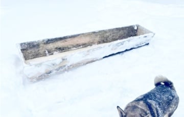 Жыхары Рэчыцы каталіся з горкі ў труне