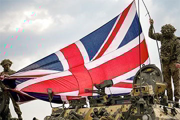 Британия выводит солдат с авиабазы в Катаре вместе с США