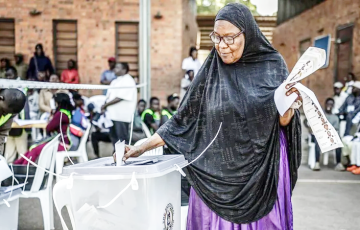 У Угандзе праходзяць выбары: у краіне адключылі інтэрнэт