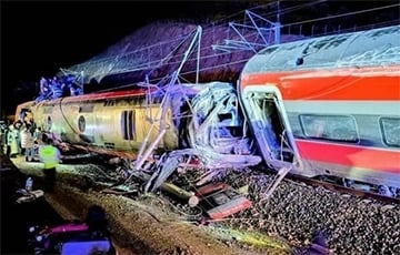 В Испании из-за столкновения двух поездов погибли 39 человек