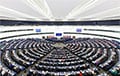 Еўрапарламент паскарае разгляд крэдыту Украіне на 90 млрд еўра
