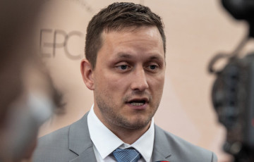 Прэм’ер Грэнландыі заклікаў насельніцтва вострава рыхтавацца да магчымога ўварвання ЗША