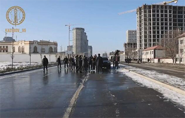 СМИ: Рамзан Кадыров приехал на место аварии с участием его сына Адама