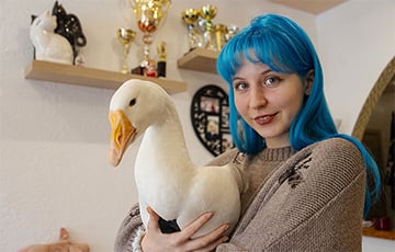 Гнездо на балконе и пруд в ванной: как живет белорусская TikTok-гусыня Галя